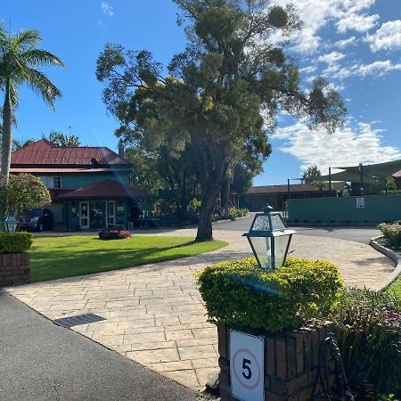 Puffers Inn Loganholme Dış mekan fotoğraf