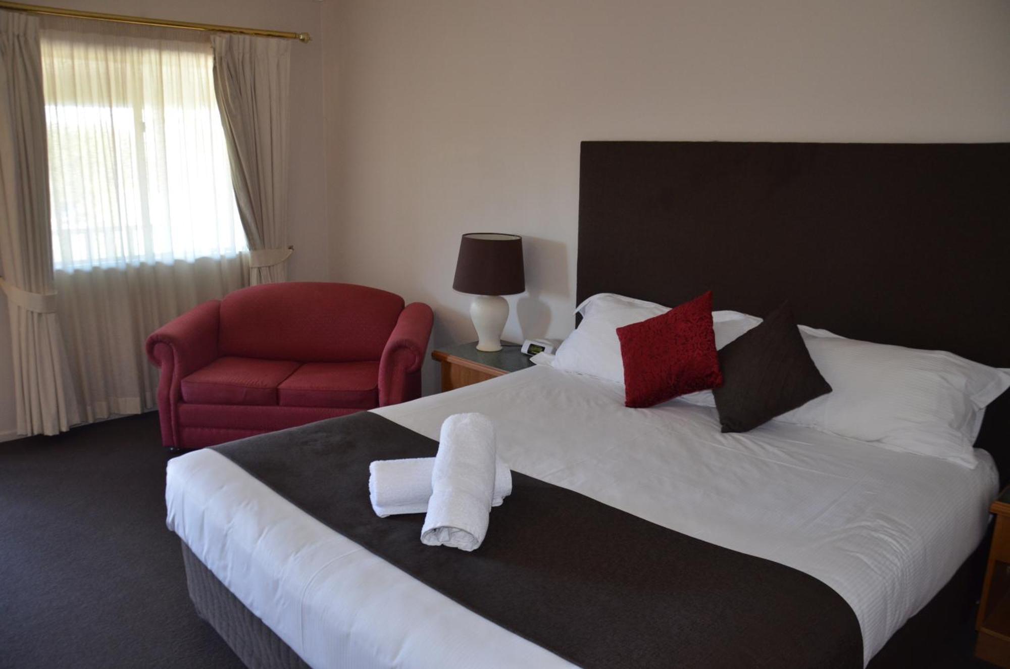 Puffers Inn Loganholme Oda fotoğraf