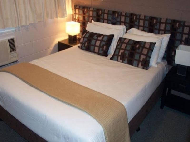 Puffers Inn Loganholme Dış mekan fotoğraf