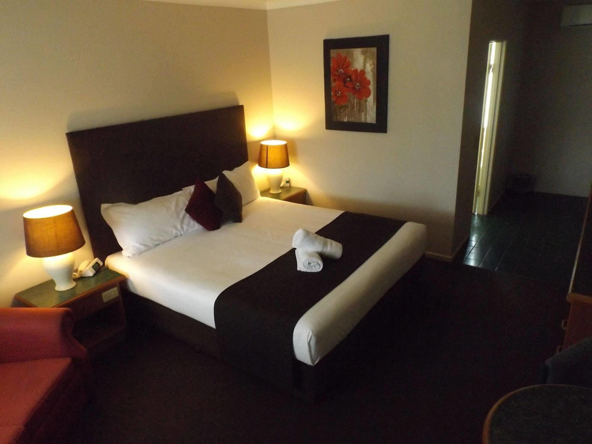 Puffers Inn Loganholme Dış mekan fotoğraf